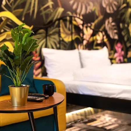 Jungle Podwale Apartment
